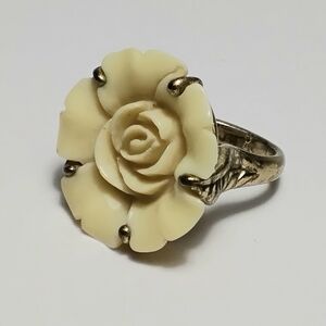 Vintage Liz Claiborne Flower Ring Sz 8